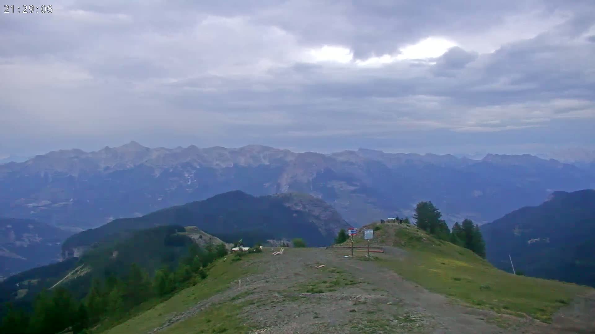 Puy-Saint-Vincent 2400 Ski Slopes & Alps Panoramic Live Cam - Briancon, Hautes-Alpes, Provence-Alpes-Cote d’Azur, France