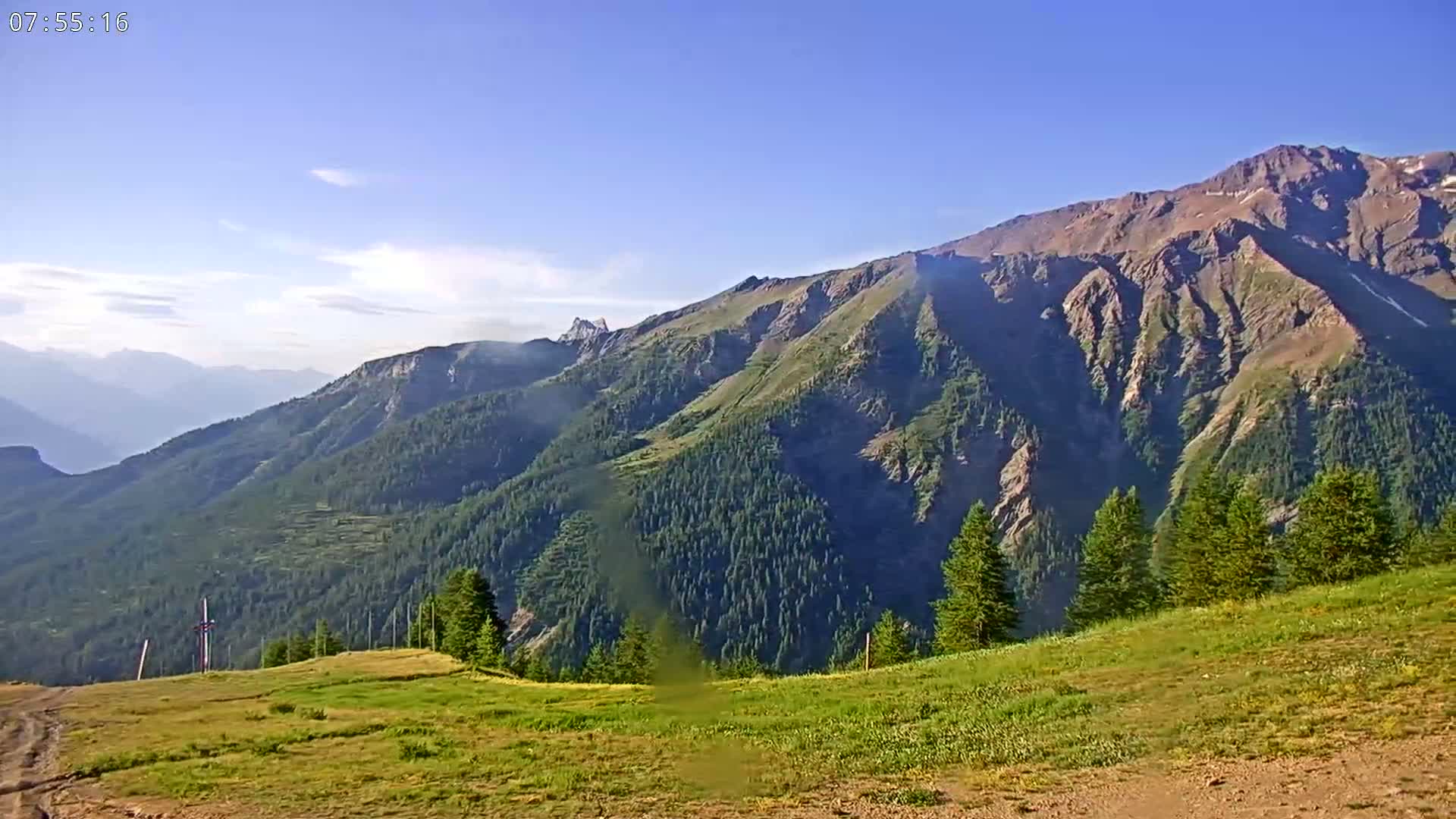 Puy-Saint-Vincent 2400 Ski Slopes & Alps Panoramic Live Cam - Briancon, Hautes-Alpes, Provence-Alpes-Cote d’Azur, France