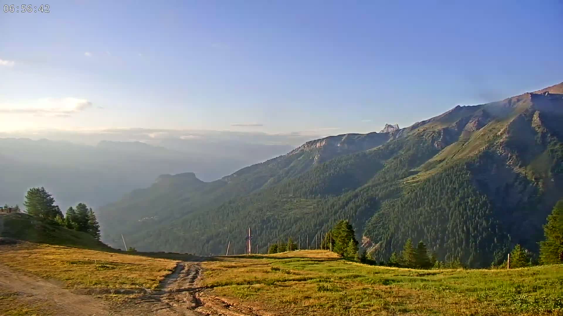 Puy-Saint-Vincent 2400 Ski Slopes & Alps Panoramic Live Cam - Briancon, Hautes-Alpes, Provence-Alpes-Cote d’Azur, France