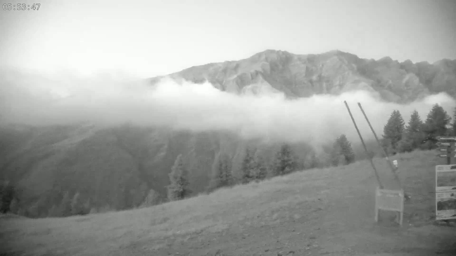 Puy-Saint-Vincent 2400 Ski Slopes & Alps Panoramic Live Cam - Briancon, Hautes-Alpes, Provence-Alpes-Cote d’Azur, France