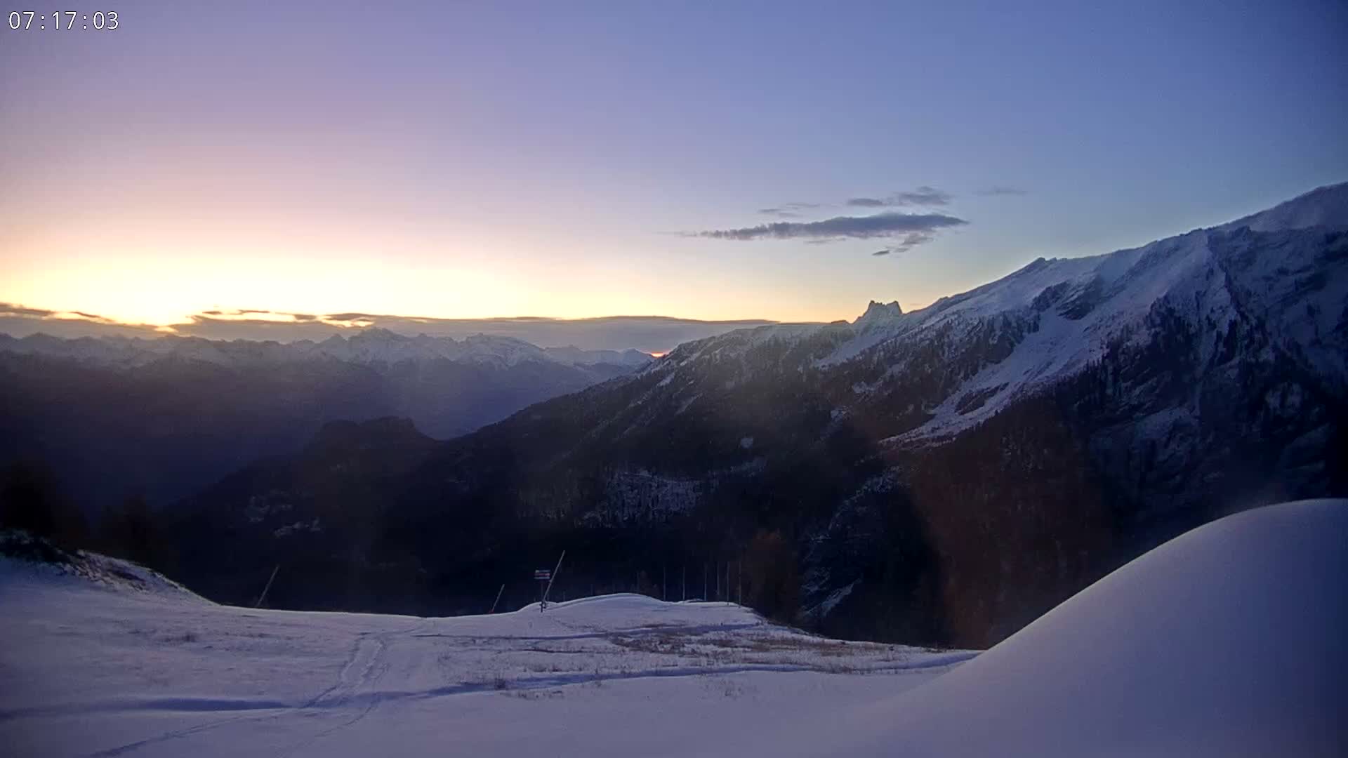 Puy-Saint-Vincent 2400 Ski Slopes & Alps Panoramic Live Cam - Briancon, Hautes-Alpes, Provence-Alpes-Cote d’Azur, France