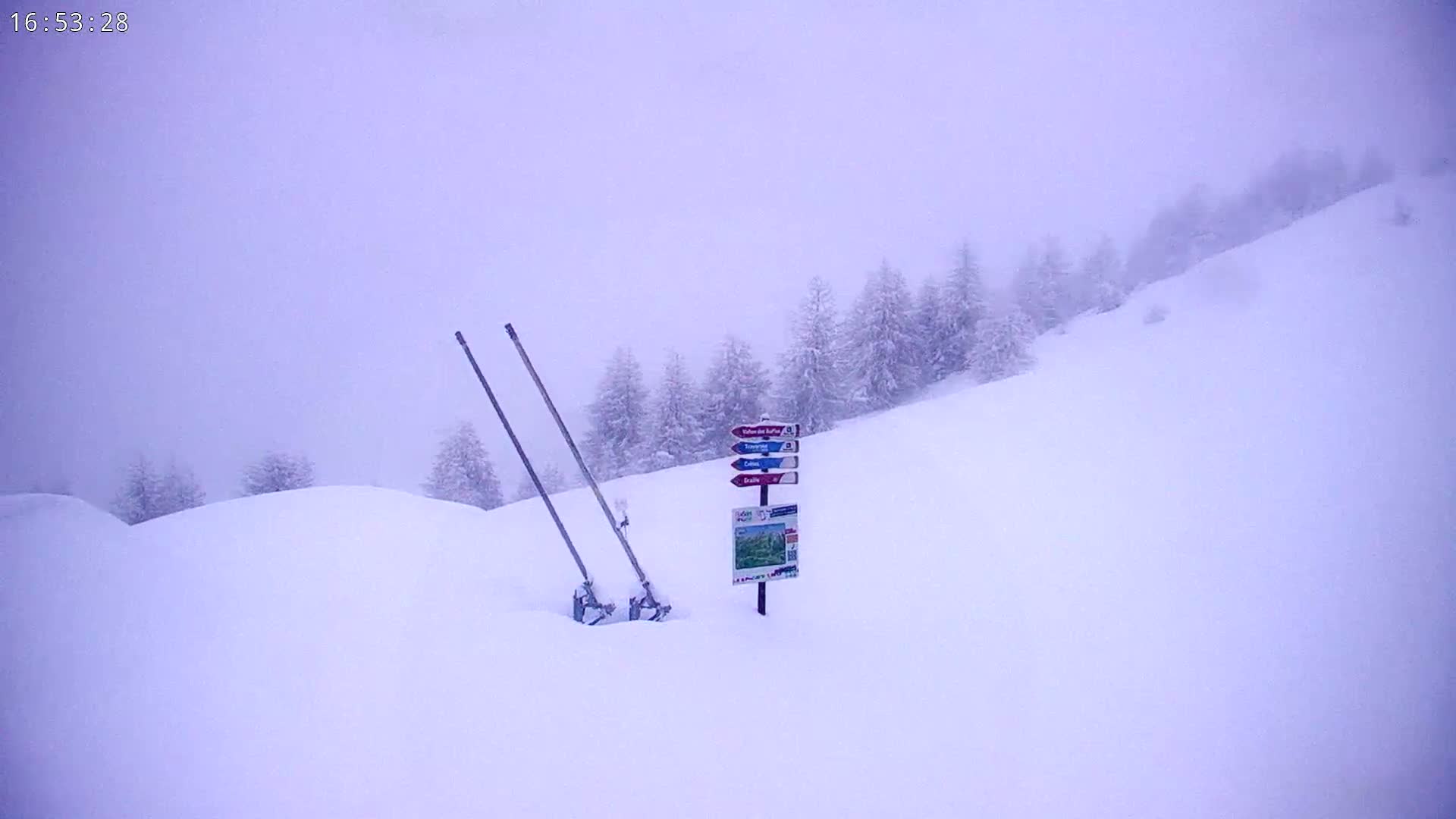 Puy-Saint-Vincent 2400 Ski Slopes & Alps Panoramic Live Cam - Briancon, Hautes-Alpes, Provence-Alpes-Cote d’Azur, France
