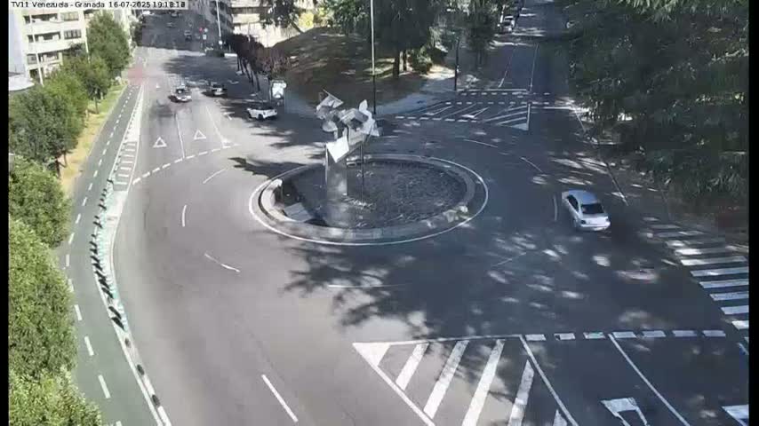 Vigo City - Gregorio Espino & Jenaro de la Fuente Avenue Live Cam - Pontevedra, Galicia, Spain