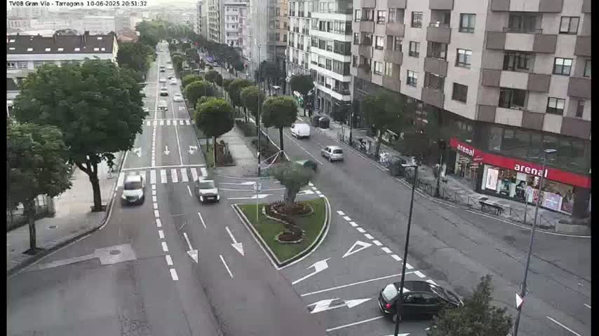 Vigo, Gran Via Avenue & Rua de Tarragona Avenue Live Cam - Pontevedra, Galicia, Spain