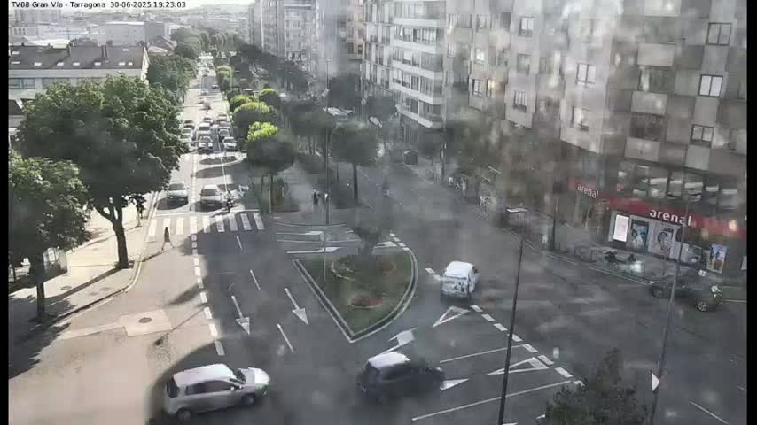 Vigo, Gran Via Avenue & Rua de Tarragona Avenue Live Cam - Pontevedra, Galicia, Spain