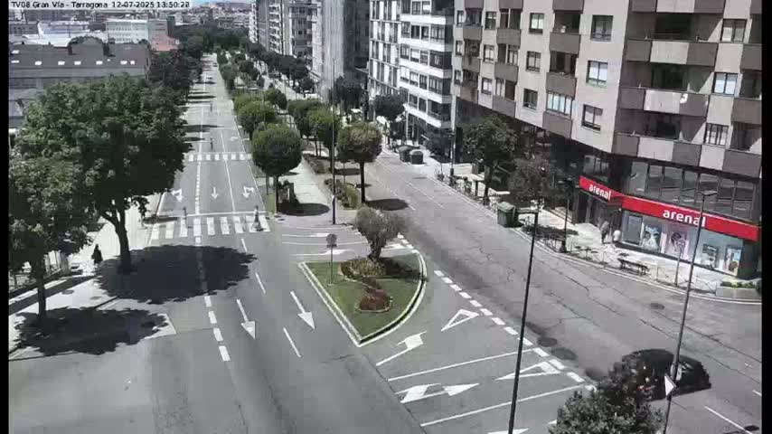 Vigo, Gran Via Avenue & Rua de Tarragona Avenue Live Cam - Pontevedra, Galicia, Spain