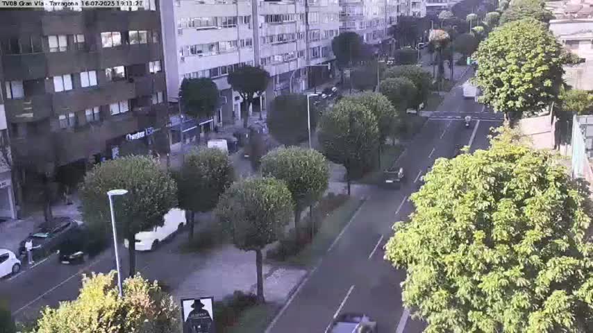 Vigo, Gran Via Avenue & Rua de Tarragona Avenue Live Cam - Pontevedra, Galicia, Spain
