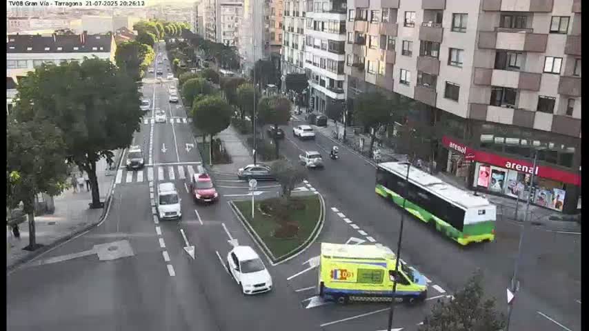 Vigo, Gran Via Avenue & Rua de Tarragona Avenue Live Cam - Pontevedra, Galicia, Spain