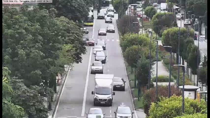 Vigo, Gran Via Avenue & Rua de Tarragona Avenue Live Cam - Pontevedra, Galicia, Spain