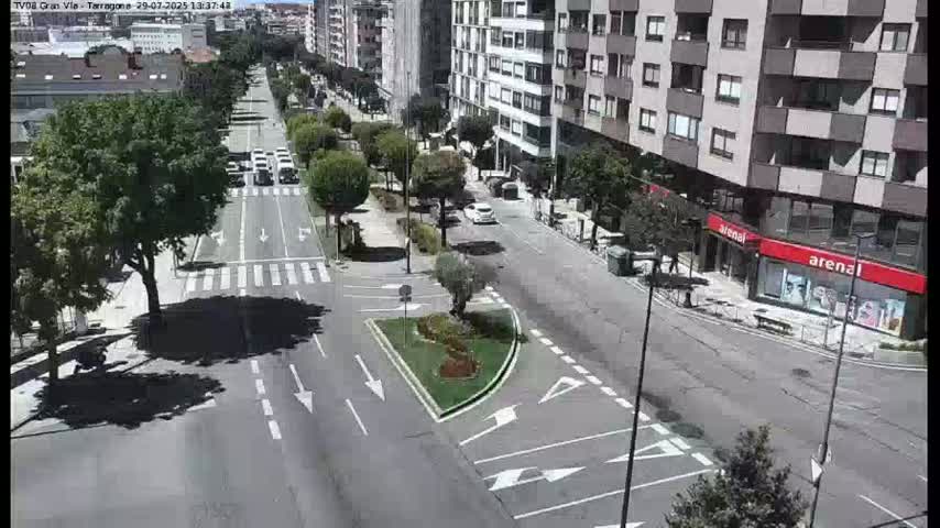 Vigo, Gran Via Avenue & Rua de Tarragona Avenue Live Cam - Pontevedra, Galicia, Spain