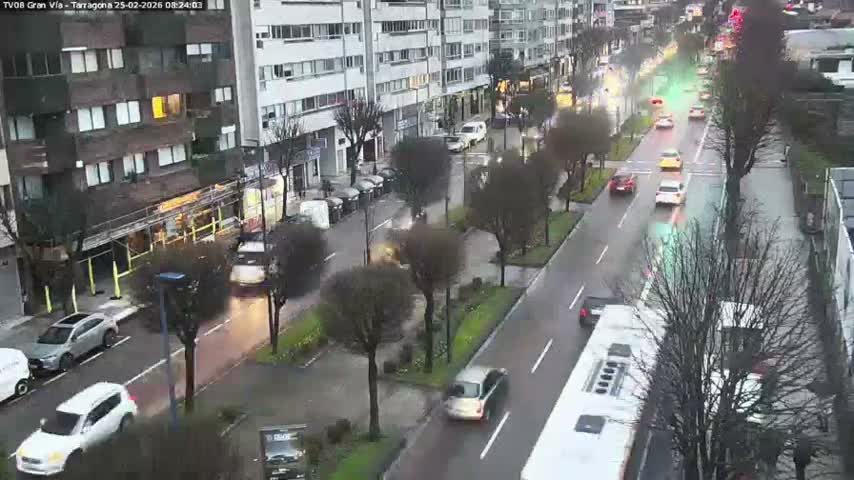 Vigo, Gran Via Avenue & Rua de Tarragona Avenue Live Cam - Pontevedra, Galicia, Spain