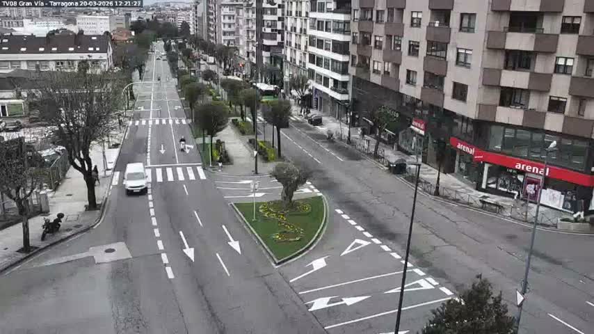 Vigo, Gran Via Avenue & Rua de Tarragona Avenue Live Cam - Pontevedra, Galicia, Spain