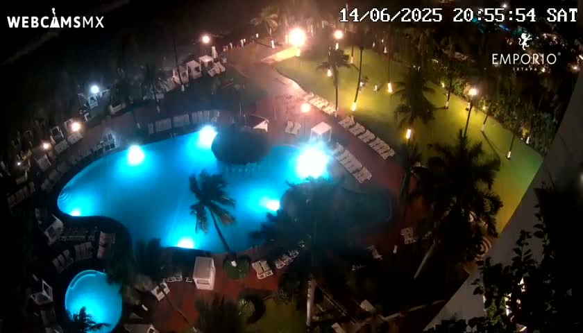 Ixtapa Zihuatanejo, Playa Thalia Beach live Cam - Zihuatanejo de Azueta, Guerrero, Mexico