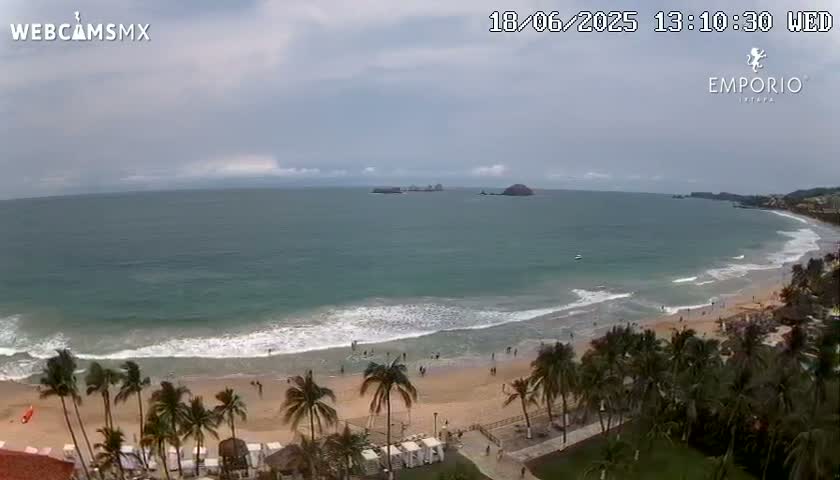 Ixtapa Zihuatanejo, Playa Thalia Beach live Cam - Zihuatanejo de Azueta, Guerrero, Mexico