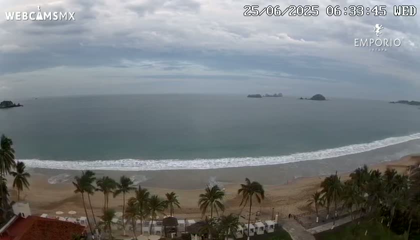 Ixtapa Zihuatanejo, Playa Thalia Beach live Cam - Zihuatanejo de Azueta, Guerrero, Mexico