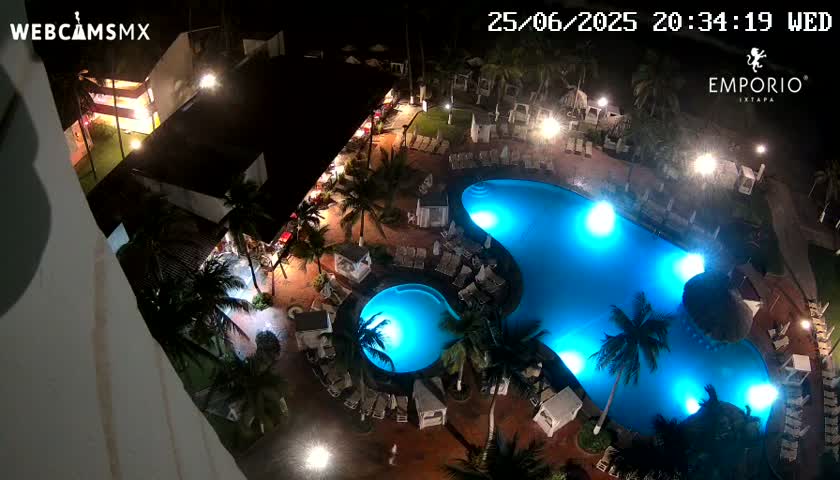 Ixtapa Zihuatanejo, Playa Thalia Beach live Cam - Zihuatanejo de Azueta, Guerrero, Mexico