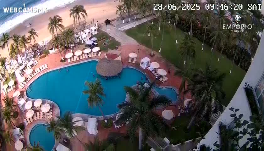 Ixtapa Zihuatanejo, Playa Thalia Beach live Cam - Zihuatanejo de Azueta, Guerrero, Mexico