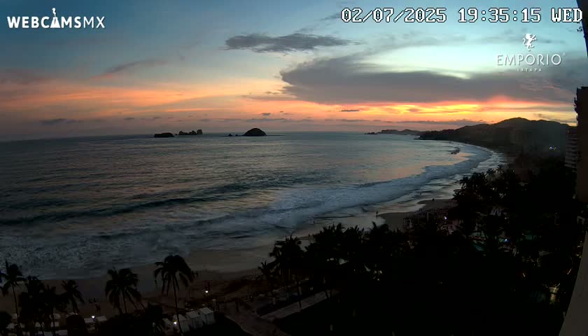 Ixtapa Zihuatanejo, Playa Thalia Beach live Cam - Zihuatanejo de Azueta, Guerrero, Mexico