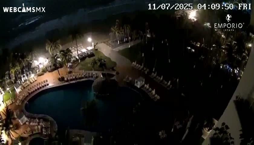Ixtapa Zihuatanejo, Playa Thalia Beach live Cam - Zihuatanejo de Azueta, Guerrero, Mexico