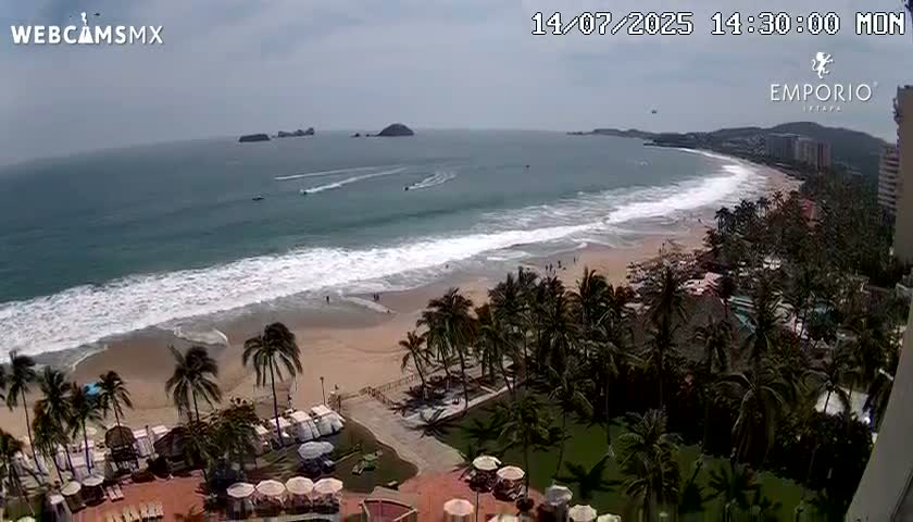 Ixtapa Zihuatanejo, Playa Thalia Beach live Cam - Zihuatanejo de Azueta, Guerrero, Mexico