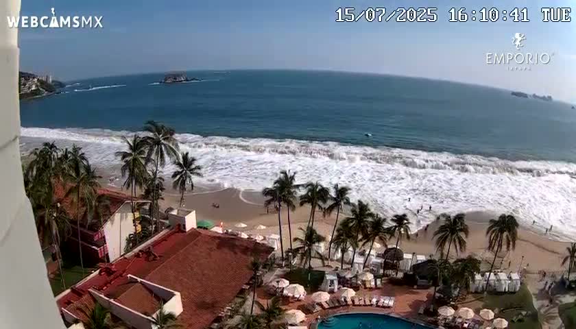 Ixtapa Zihuatanejo, Playa Thalia Beach live Cam - Zihuatanejo de Azueta, Guerrero, Mexico