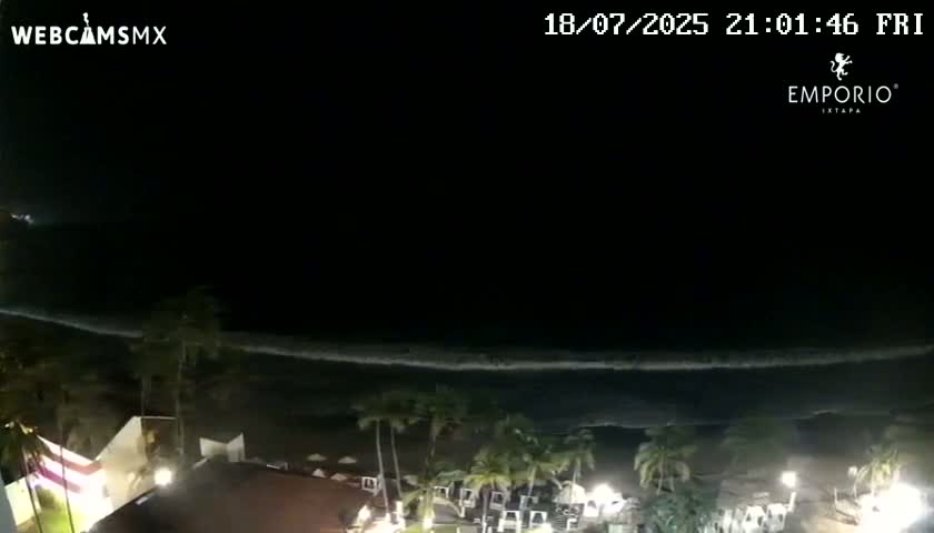 Ixtapa Zihuatanejo, Playa Thalia Beach live Cam - Zihuatanejo de Azueta, Guerrero, Mexico