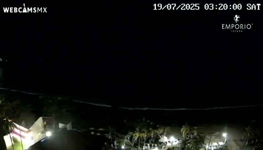 Ixtapa Zihuatanejo, Playa Thalia Beach live Cam - Zihuatanejo de Azueta, Guerrero, Mexico