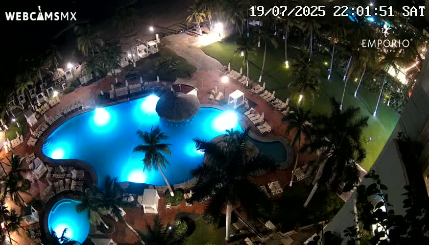 Ixtapa Zihuatanejo, Playa Thalia Beach live Cam - Zihuatanejo de Azueta, Guerrero, Mexico