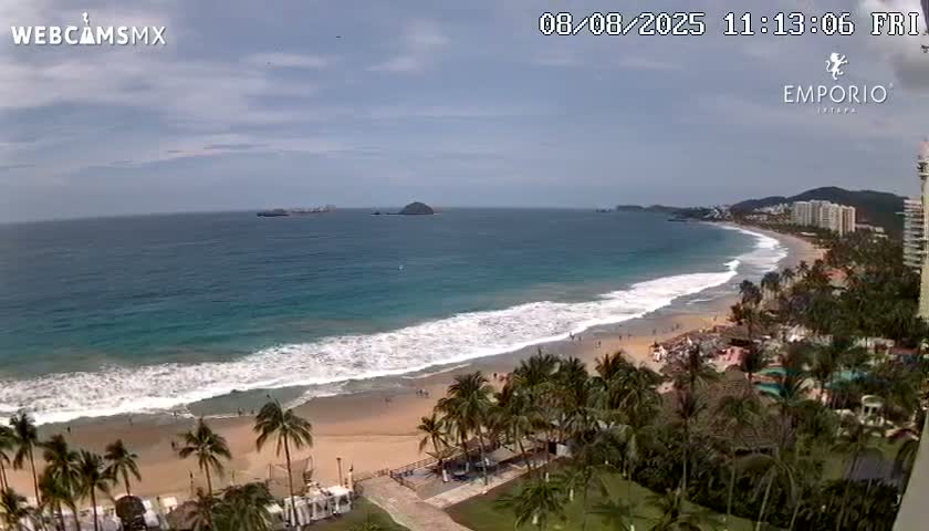 Ixtapa Zihuatanejo, Playa Thalia Beach live Cam - Zihuatanejo de Azueta, Guerrero, Mexico