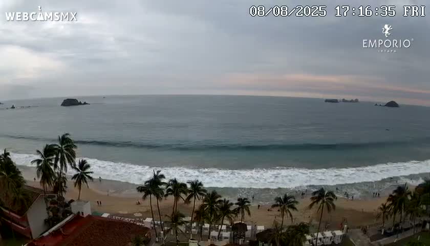Ixtapa Zihuatanejo, Playa Thalia Beach live Cam - Zihuatanejo de Azueta, Guerrero, Mexico