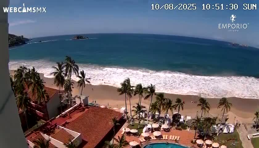 Ixtapa Zihuatanejo, Playa Thalia Beach live Cam - Zihuatanejo de Azueta, Guerrero, Mexico