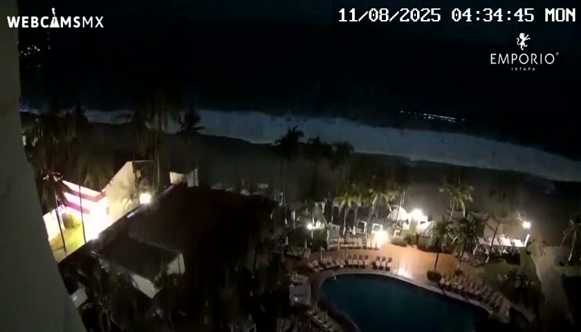 Ixtapa Zihuatanejo, Playa Thalia Beach live Cam - Zihuatanejo de Azueta, Guerrero, Mexico
