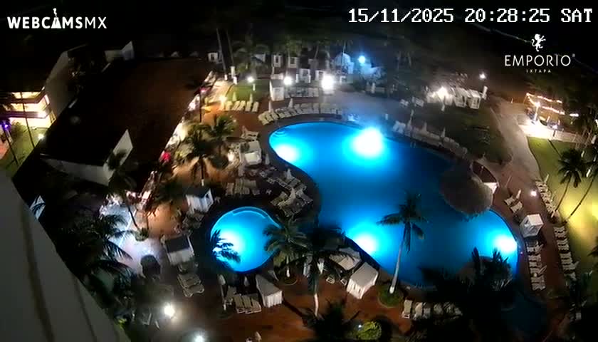 Ixtapa Zihuatanejo, Playa Thalia Beach live Cam - Zihuatanejo de Azueta, Guerrero, Mexico