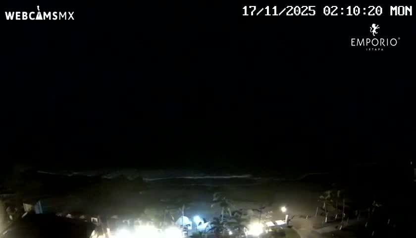 Ixtapa Zihuatanejo, Playa Thalia Beach live Cam - Zihuatanejo de Azueta, Guerrero, Mexico