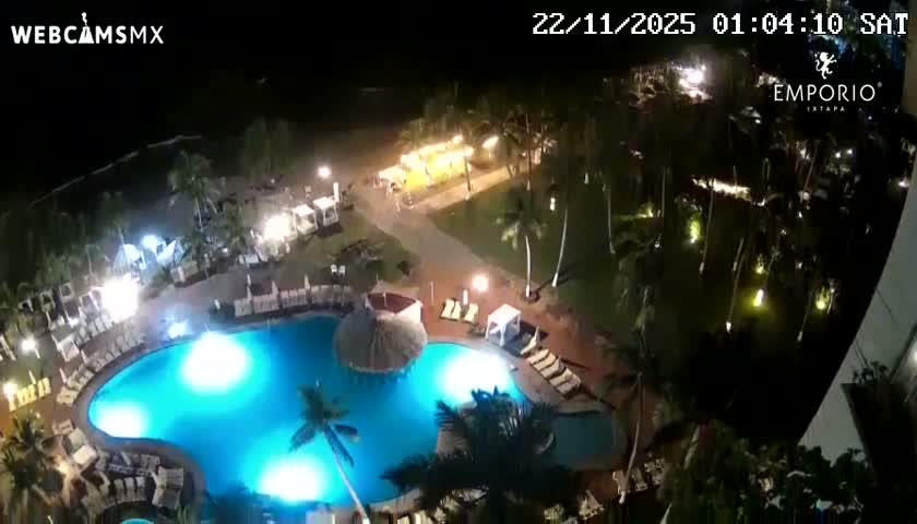 Ixtapa Zihuatanejo, Playa Thalia Beach live Cam - Zihuatanejo de Azueta, Guerrero, Mexico