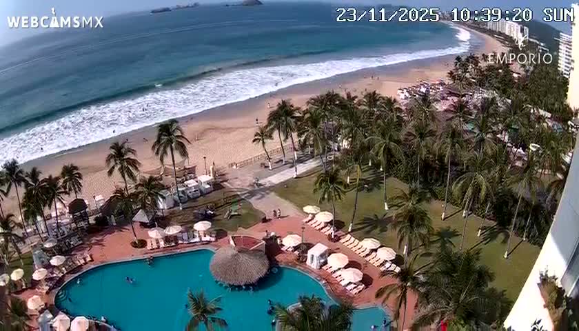 Ixtapa Zihuatanejo, Playa Thalia Beach live Cam - Zihuatanejo de Azueta, Guerrero, Mexico