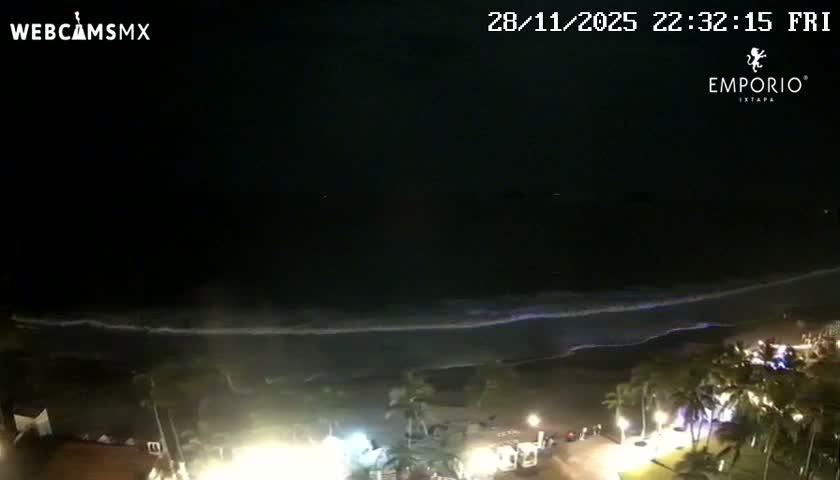 Ixtapa Zihuatanejo, Playa Thalia Beach live Cam - Zihuatanejo de Azueta, Guerrero, Mexico