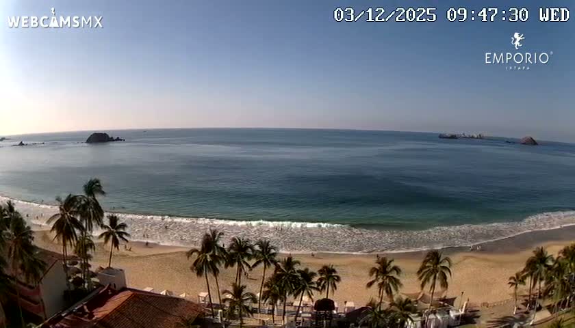 Ixtapa Zihuatanejo, Playa Thalia Beach live Cam - Zihuatanejo de Azueta, Guerrero, Mexico