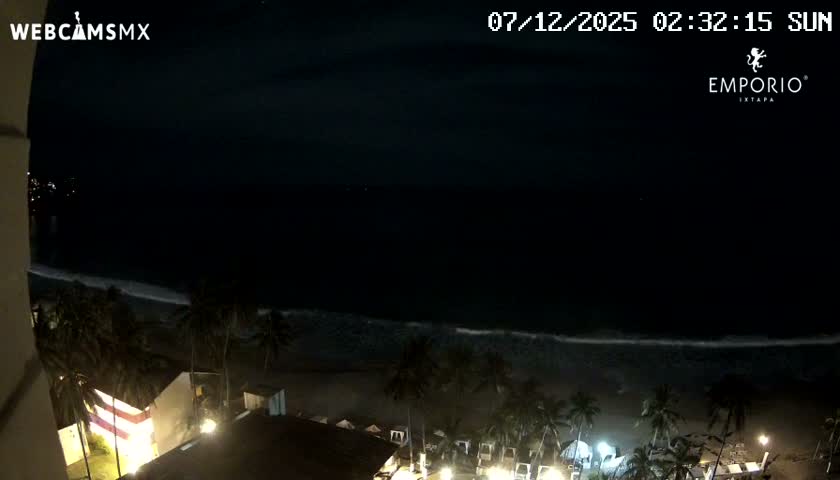 Ixtapa Zihuatanejo, Playa Thalia Beach live Cam - Zihuatanejo de Azueta, Guerrero, Mexico