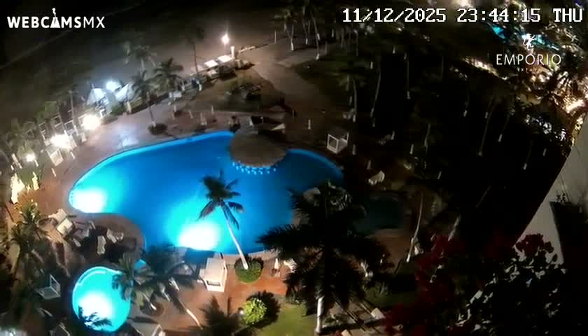 Ixtapa Zihuatanejo, Playa Thalia Beach live Cam - Zihuatanejo de Azueta, Guerrero, Mexico
