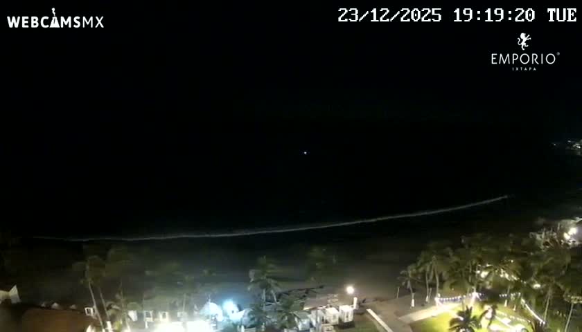 Ixtapa Zihuatanejo, Playa Thalia Beach live Cam - Zihuatanejo de Azueta, Guerrero, Mexico