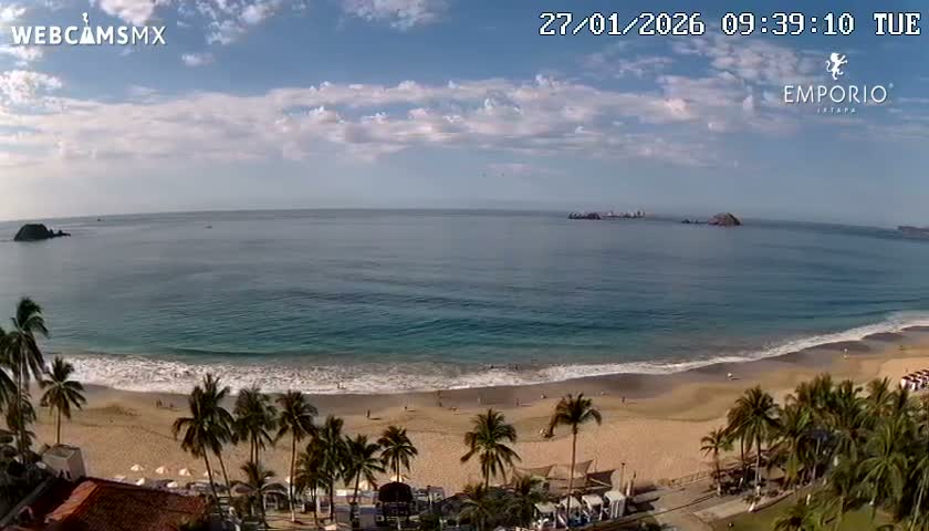 Ixtapa Zihuatanejo, Playa Thalia Beach live Cam - Zihuatanejo de Azueta, Guerrero, Mexico