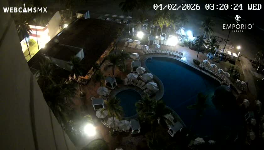 Ixtapa Zihuatanejo, Playa Thalia Beach live Cam - Zihuatanejo de Azueta, Guerrero, Mexico