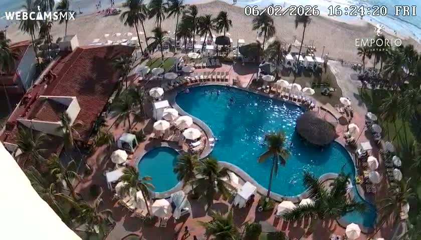 Ixtapa Zihuatanejo, Playa Thalia Beach live Cam - Zihuatanejo de Azueta, Guerrero, Mexico