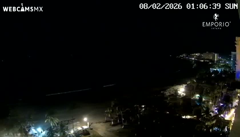 Ixtapa Zihuatanejo, Playa Thalia Beach live Cam - Zihuatanejo de Azueta, Guerrero, Mexico