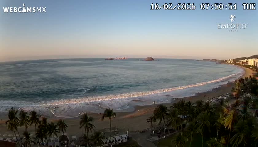 Ixtapa Zihuatanejo, Playa Thalia Beach live Cam - Zihuatanejo de Azueta, Guerrero, Mexico