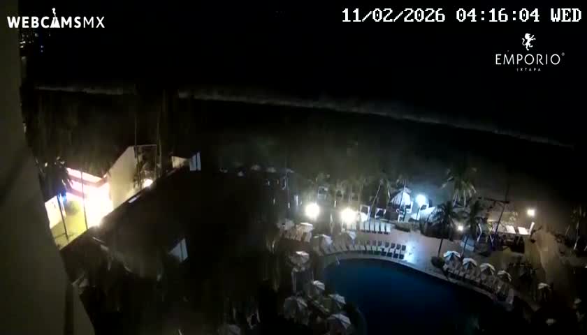 Ixtapa Zihuatanejo, Playa Thalia Beach live Cam - Zihuatanejo de Azueta, Guerrero, Mexico