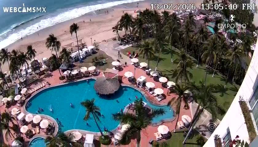 Ixtapa Zihuatanejo, Playa Thalia Beach live Cam - Zihuatanejo de Azueta, Guerrero, Mexico