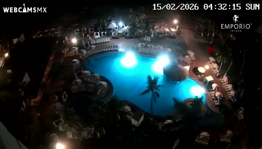 Ixtapa Zihuatanejo, Playa Thalia Beach live Cam - Zihuatanejo de Azueta, Guerrero, Mexico
