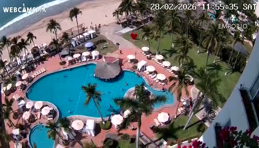 Ixtapa Zihuatanejo, Playa Thalia Beach live Cam - Zihuatanejo de Azueta, Guerrero, Mexico